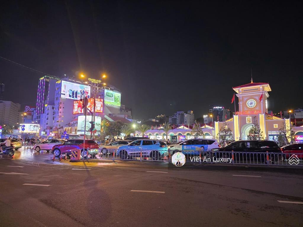Hiếm có khó tìm đất lê thánh tôn quận 1 trung tâm mọi tiện ích. xây 5 tầng giữ tiền đỉnh cao