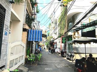 Bán nhanh nhà hxh quận 1  thông trần hưng đạo & võ văn kiệt  chỉ 8.4 tỷ