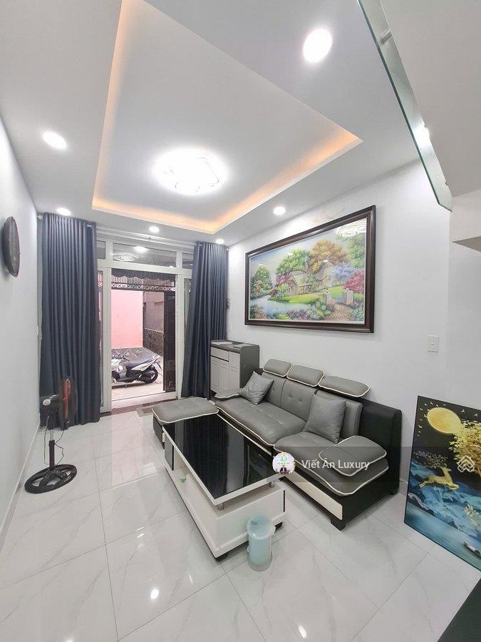Tìm chủ mới cho căn nhà nguyễn cảnh chân, quận 1  3 tầng  4pn  dưới 7 tỷ đồng
