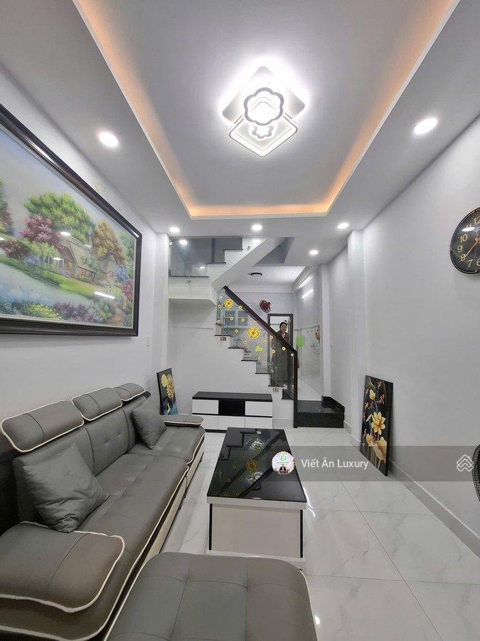 Tìm chủ mới cho căn nhà nguyễn cảnh chân, quận 1  3 tầng  4pn  dưới 7 tỷ đồng