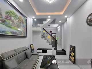 Tìm chủ mới cho căn nhà nguyễn cảnh chân, quận 1  3 tầng  4pn  dưới 7 đồng