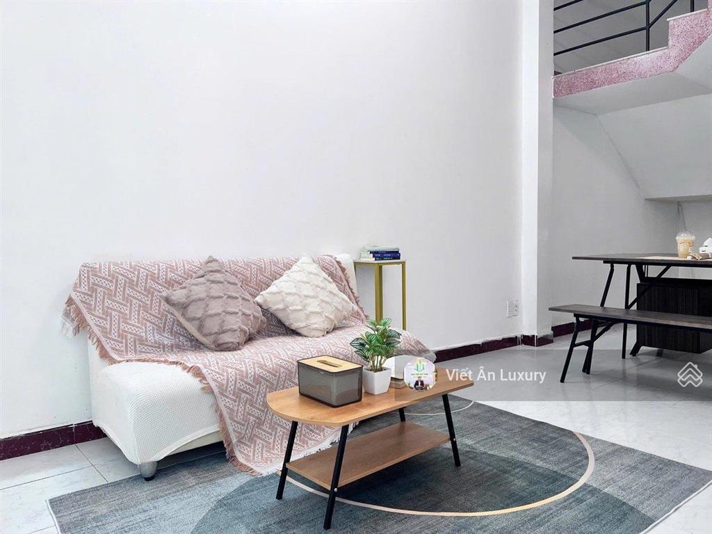 Nhà đẹp trần đình xu quận 1, hxh full nội thất khai thác airbnb tốt  kế bên trường học