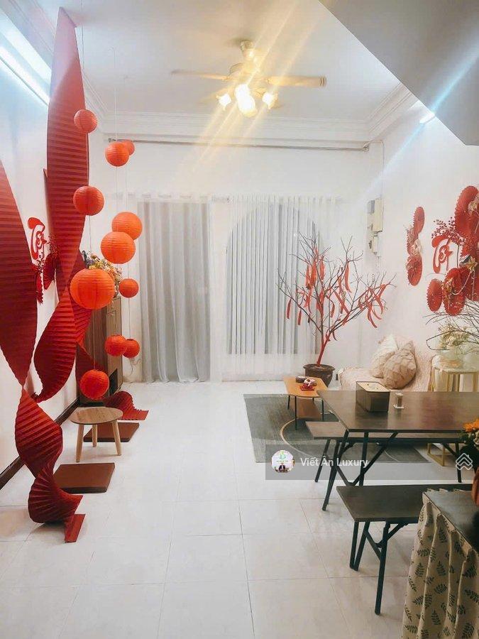Nhà đẹp trần đình xu quận 1, hxh full nội thất khai thác airbnb tốt  kế bên trường học