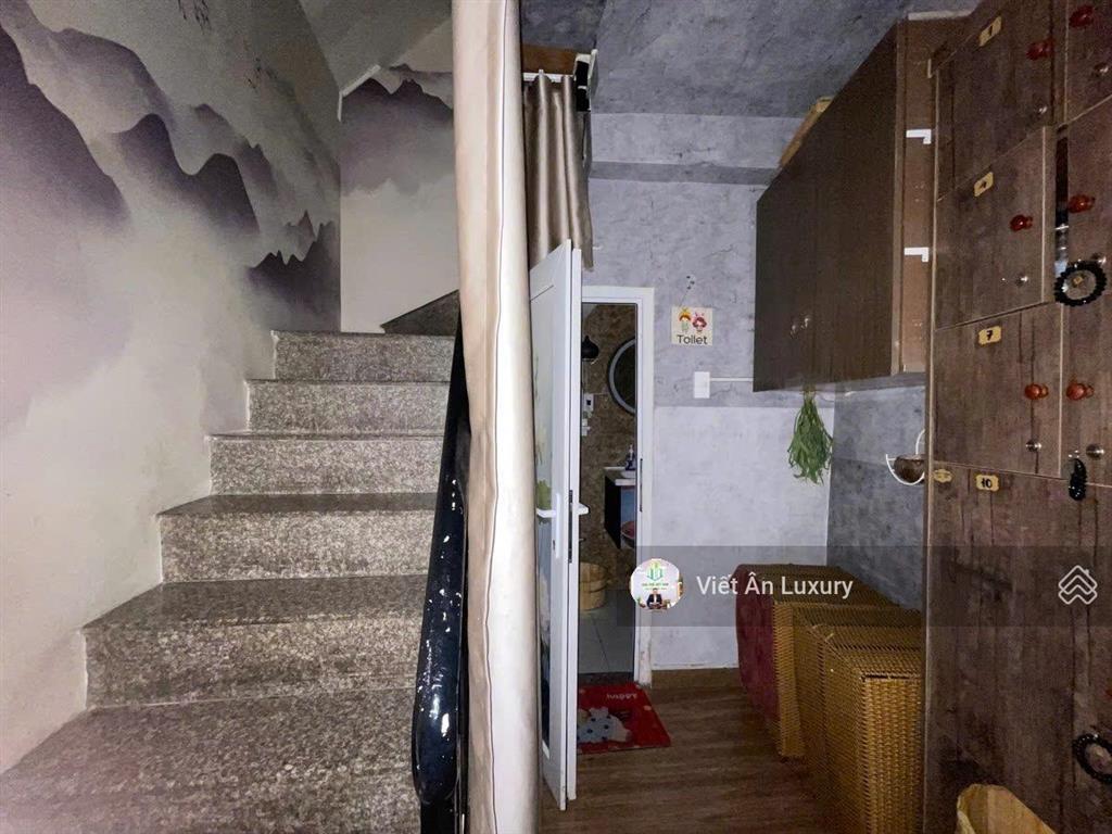 Mặt tiền hồ hảo hớn quận 1 đang cho spa thuê 36tr/tháng kinh doanh đỉnh  thích hợp kinh doanh