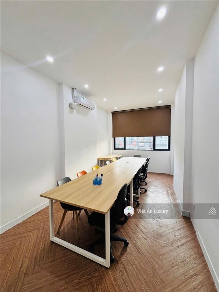 Mặt tiền đinh tiên hoàng quận 1  2 mặt thoáng  có thang máy  dòng tiền 81tr/tháng  40m2