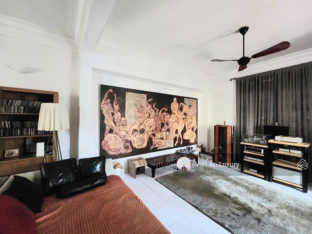 Bán nhà xịn trần quốc thảo, quận 3 344m² hồ bơi riêng dòng tiền hơn 2.4 tỷ/năm