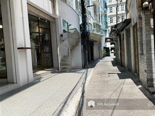 Nhà trung tâm quận 1 lý tự trọng ngang 4.55m hiếm hẻm 1 trục xây 5 tầng. nhà cũ tiện xây