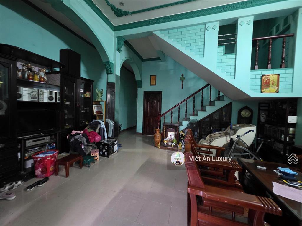 Bán nhà 4 tầng ngay bộ công an  nguyễn trãi, quận 1  4pn  khu vực an ninh. tiện kinh doanh