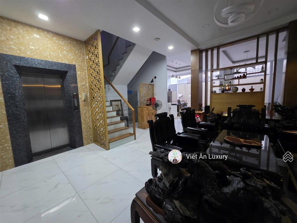 Bán nhà cao cấp đường trần hưng đạo, quận 5, gara ô tô thang máy full nội thất vip  giá 59 tỷ
