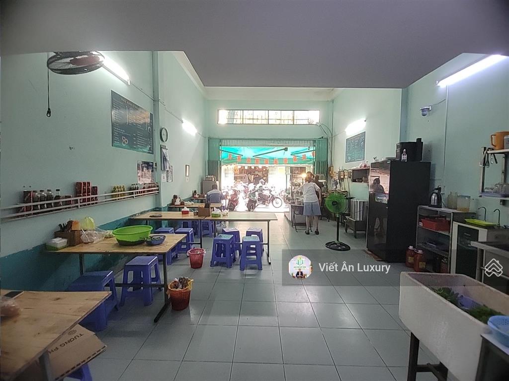 Bán nhà hxh nguyễn đình chiểu  quận 3  ngay chợ bàn cờ. 66,4m2 ngang hơn 5m. vị trí kd tốt