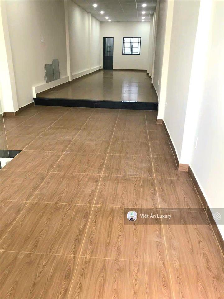 Nhà nguyễn trãi, p. nguyễn cư trinh, quận 1 nở hậu khủng cách ô tô 1 căn