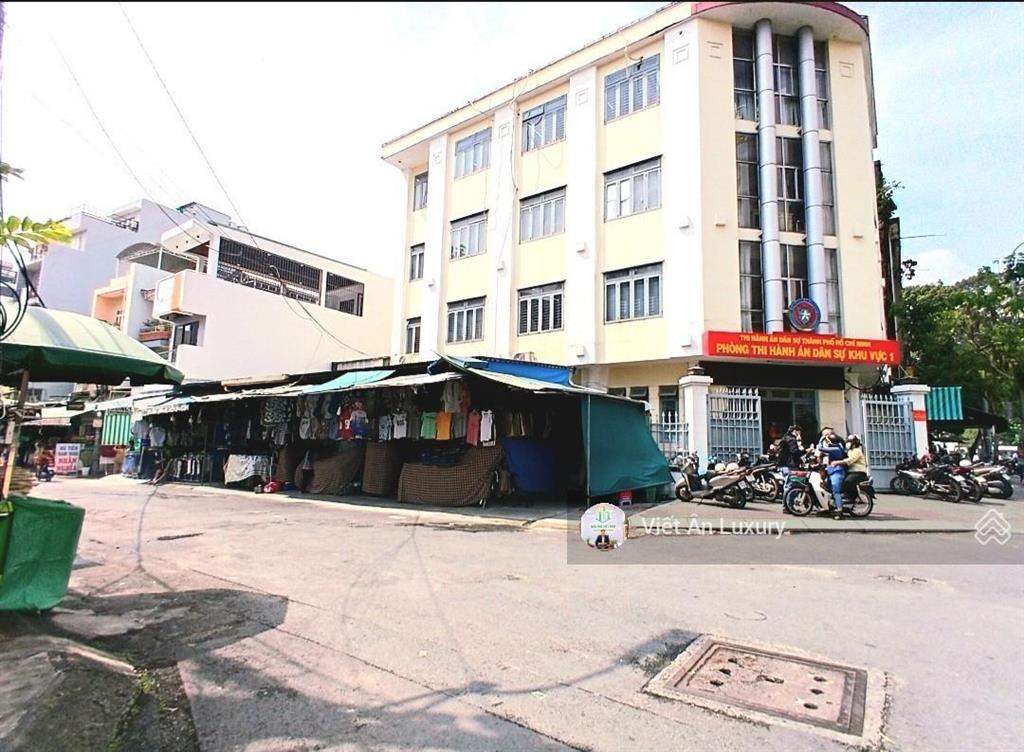 Nhà nguyễn trãi, p. nguyễn cư trinh, quận 1 nở hậu khủng cách ô tô 1 căn