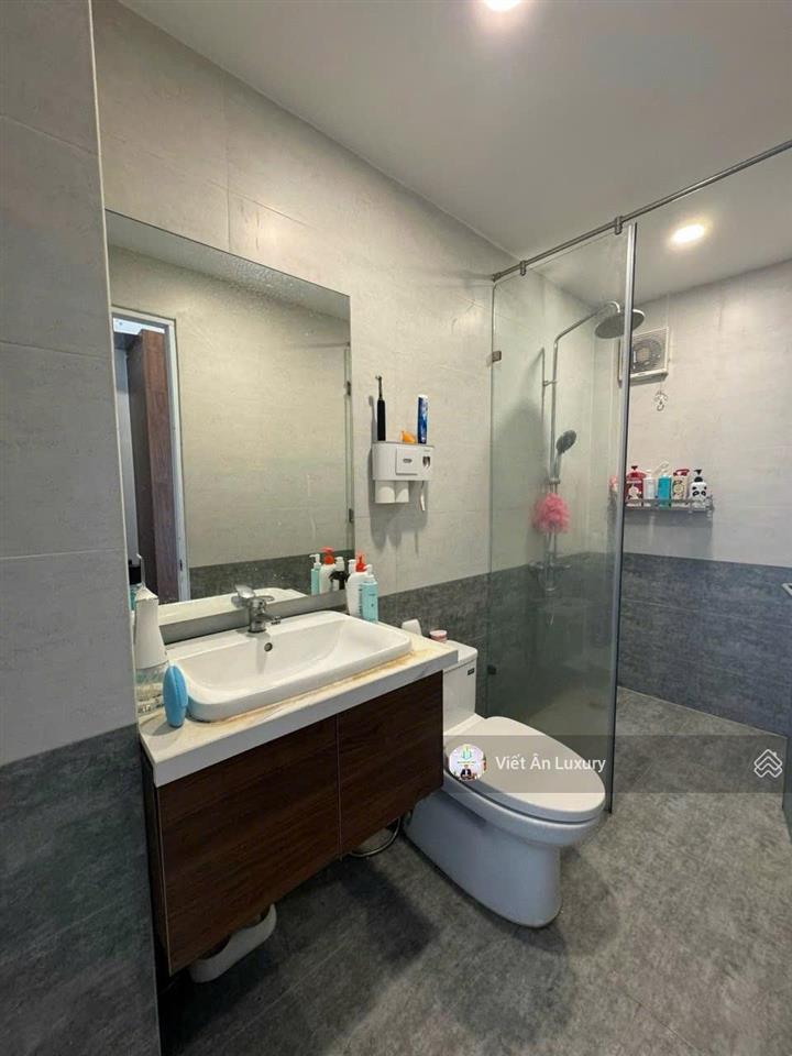 Nhà cống quỳnh quận 1 dưới 10 tỷ với kết cấu 7 phòng ngủ khu vực và giá đang khan hiếm nguồn cung