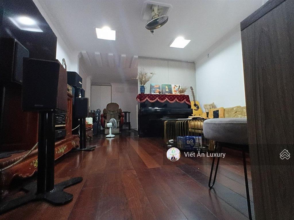 Bán nhà hxh nguyễn trãi quận 1  ô tô ngủ trong nhà  5 tầng  chỉ 30m ra mặt tiền  48m2  13.7 tỷ