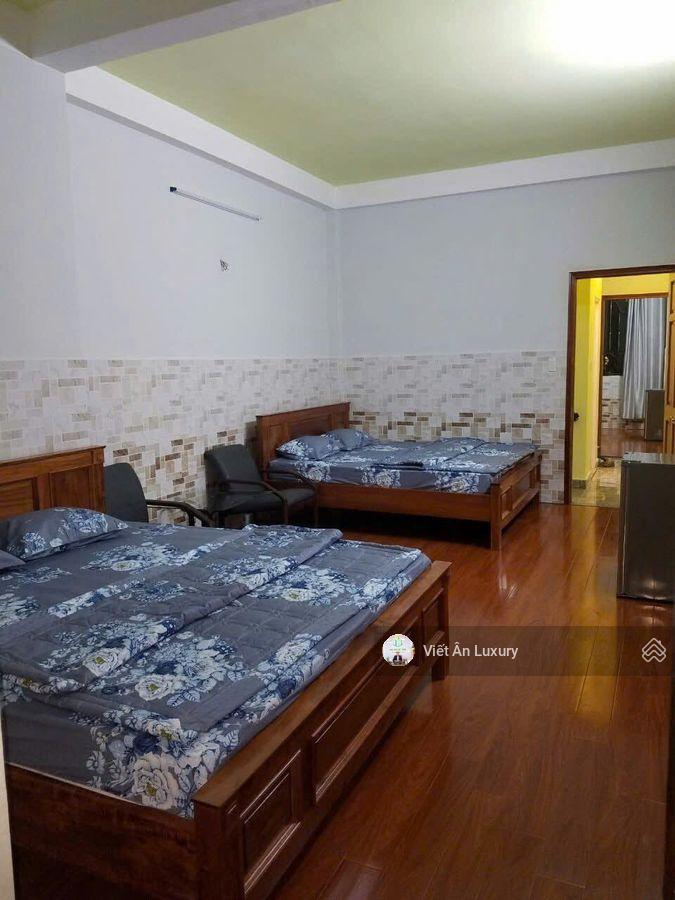 Bán nhà đường đinh công tráng, quận 1  75m2  10pn. đối diện nhà thờ tân định. vị trí sầm uất