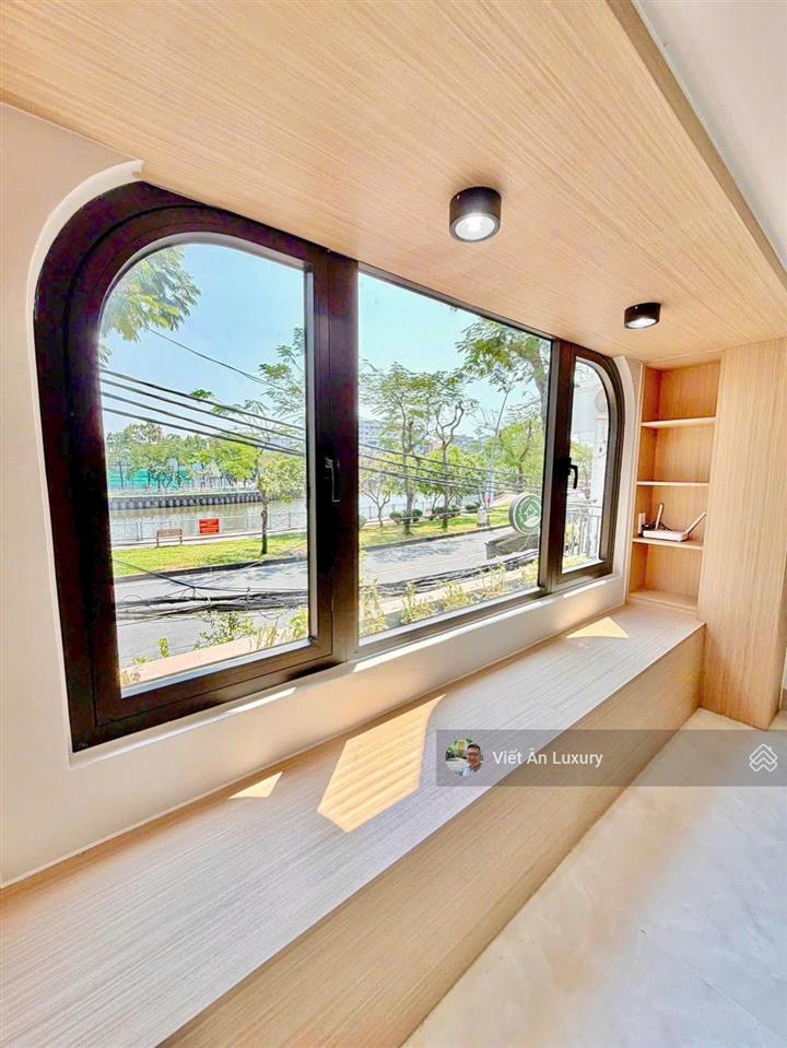 Bán nhà hoàng sa, quận 1  43m2  3 tầng và st  nhà mới ở ngay. vị trí siêu kết nối. sát bờ kè