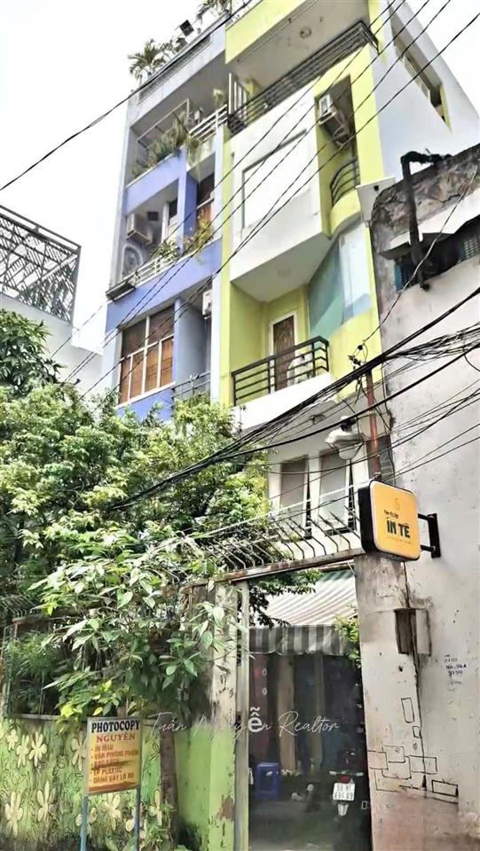 Không tin có giá này, hẻm xe hơi, 2 tầng, có hẻm sau, khu an ninh, gần chợ hoà bình, giáp q1, q8