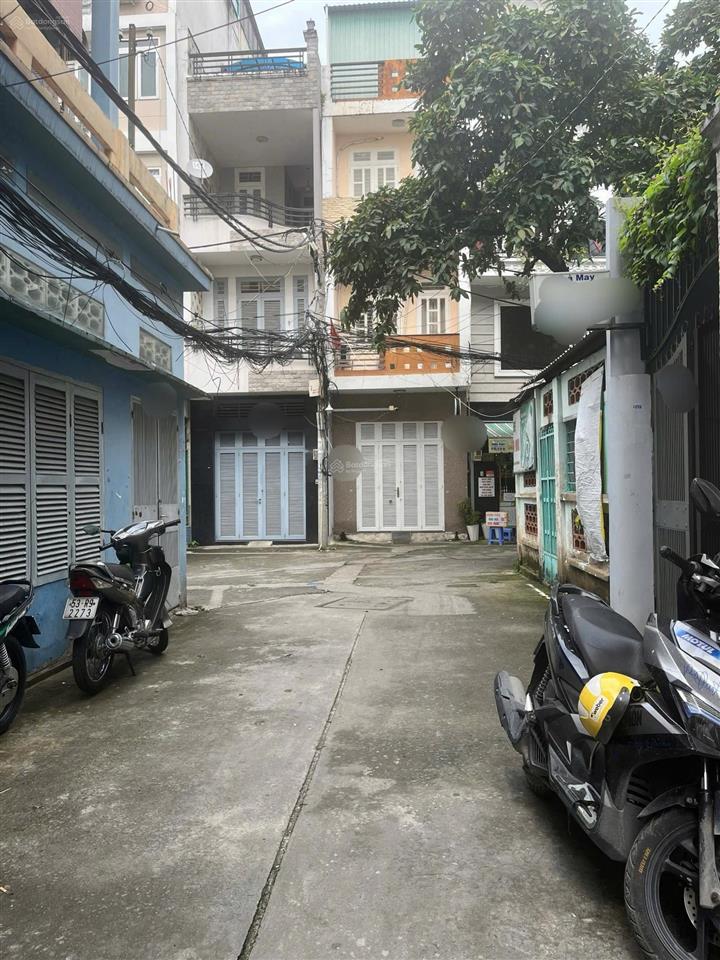Bán nhà riêng huỳnh văn bánh, 9,3 tỷ, 55m2, 4pn, 4wc, giá siêu hời, nhà có hẻm sau