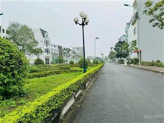 Bán lô 81m lõi cay xanh 32m khu đô thị kỳ đồng tp thái bình cũ