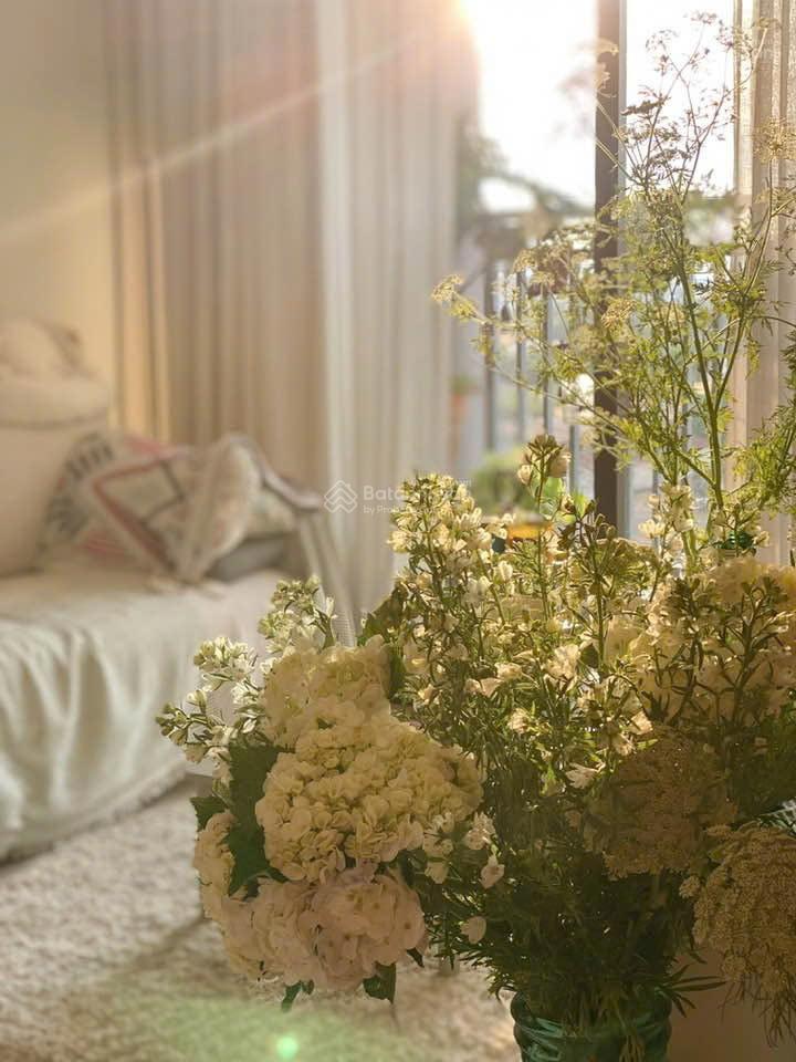 Chính chủ bán nhanh căn 2pn him lam phú an, sổ hồng sẵn, view đẹp nhà thoáng, giá 3.99 tỷ
