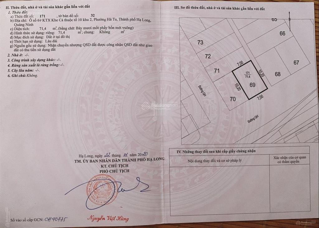 Bán nhà nguyên căn ô tô đỗ trong sân dt 100m2 mặt tiền 7m có 71,4m2 thổ cư giáp sân bóng hà tu