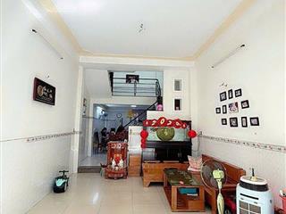 Nhà 3 tầng 4PN, ô tô đậu cửa. Đối diện C/c Sơn Kỳ, 5.6 tỷ