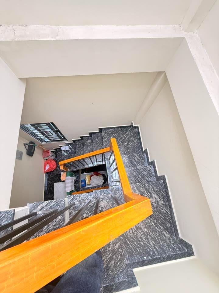 Nhà 3 tầng kiên cố, ô tô đỗ cửa, CMT8, P.7, Tân Bình, 4.6 tỷ