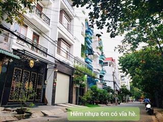 Nhà 4 tầng ô tô đậu cửa, cạnh Vincom Mega Mall. 4.95 tỷ