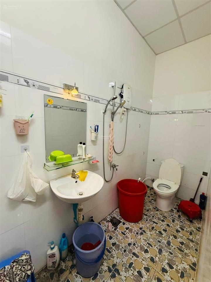 Bán đất tặng nhà cấp 4, 2pn, đường 12m khu tái định cư linh xuân, ngay kdc êm đềm