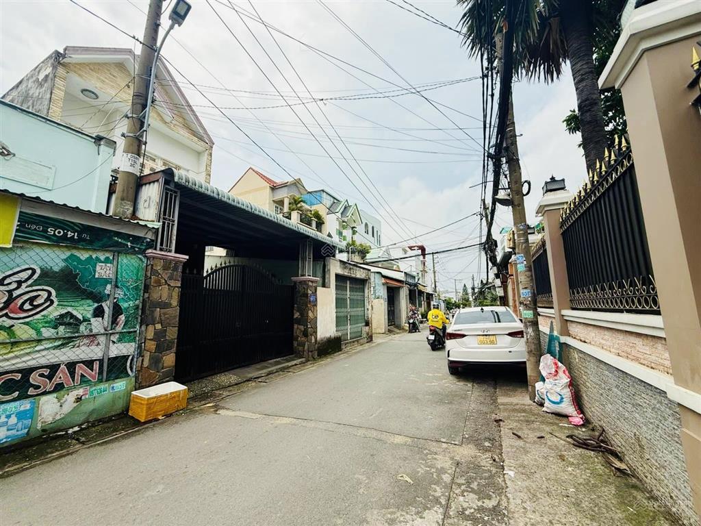 Bán gấp dãy trọ ngay chợ, đường số 8 linh xuân, cách đhqg tp. hcm chỉ 1km, giá tốt