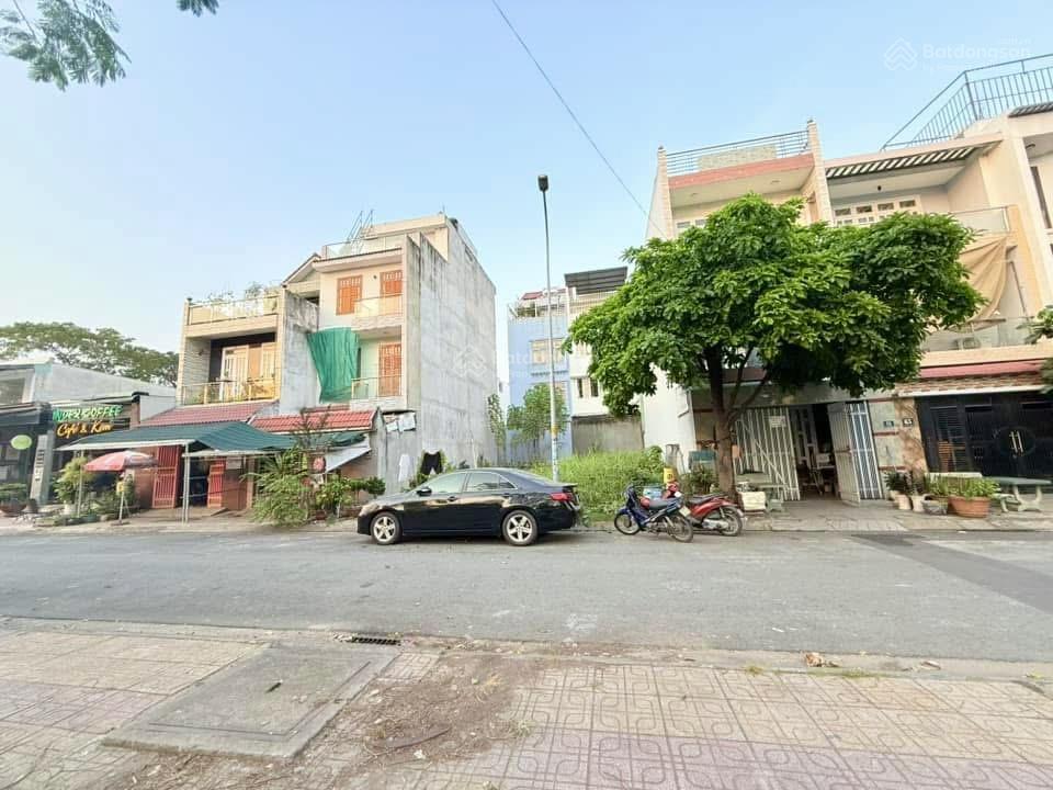 Đất mặt tiền công viên khu tđc linh xuân kinh doanh buôn bán sung 5x18m, 90m² giá tốt