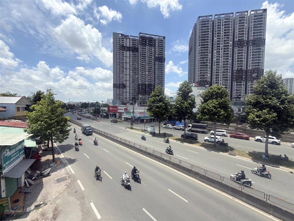 Cho thuê nhà riêng tại phạm văn đồng, 50 triệu, 400m2, 4pn, 4wc, 3 tầng