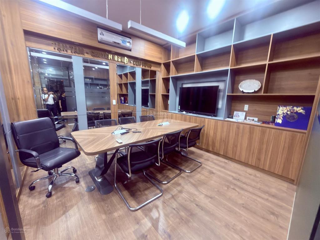 Nhà 4 tầng linh xuân | 4pn| 5wc| xe hơi ngủ trong nhà| đang cho thuê 15tr/tháng