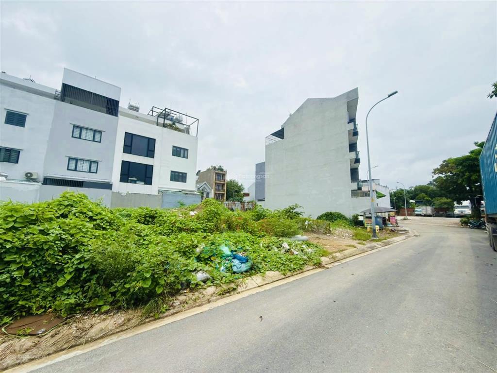 Đất tđc linh xuân sát đh kinh tế luật | 90m | đường 12m | công viên trước nhà