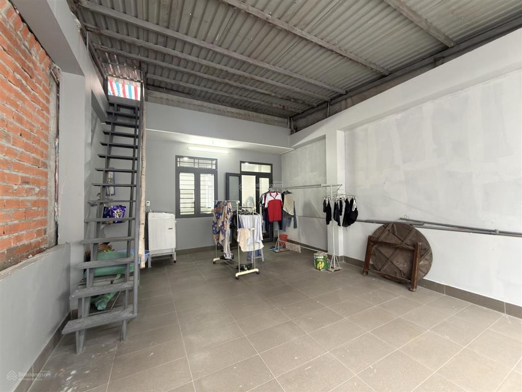 Bán gấp căn nhà tâm huyết 1t, 2l, 4pn, 3wc, 5x18m, 100% thổ cư, vào ở ngay cực đẹp