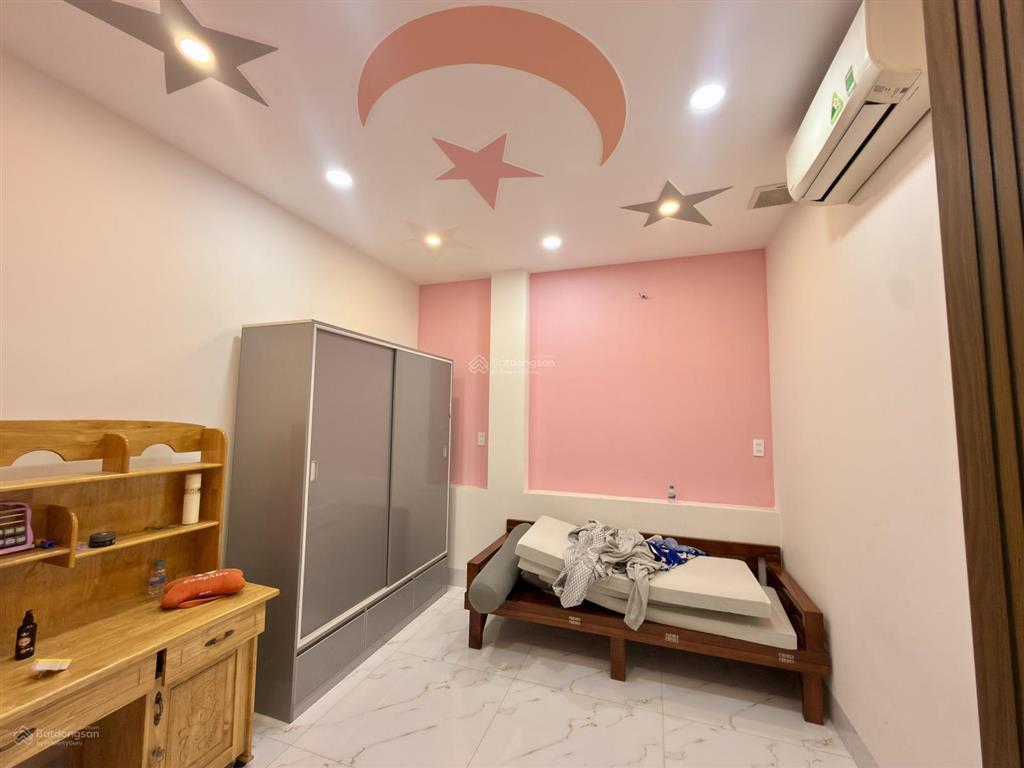 Bán gấp căn nhà tâm huyết 1t, 2l, 4pn, 3wc, 5x18m, 100% thổ cư, vào ở ngay cực đẹp