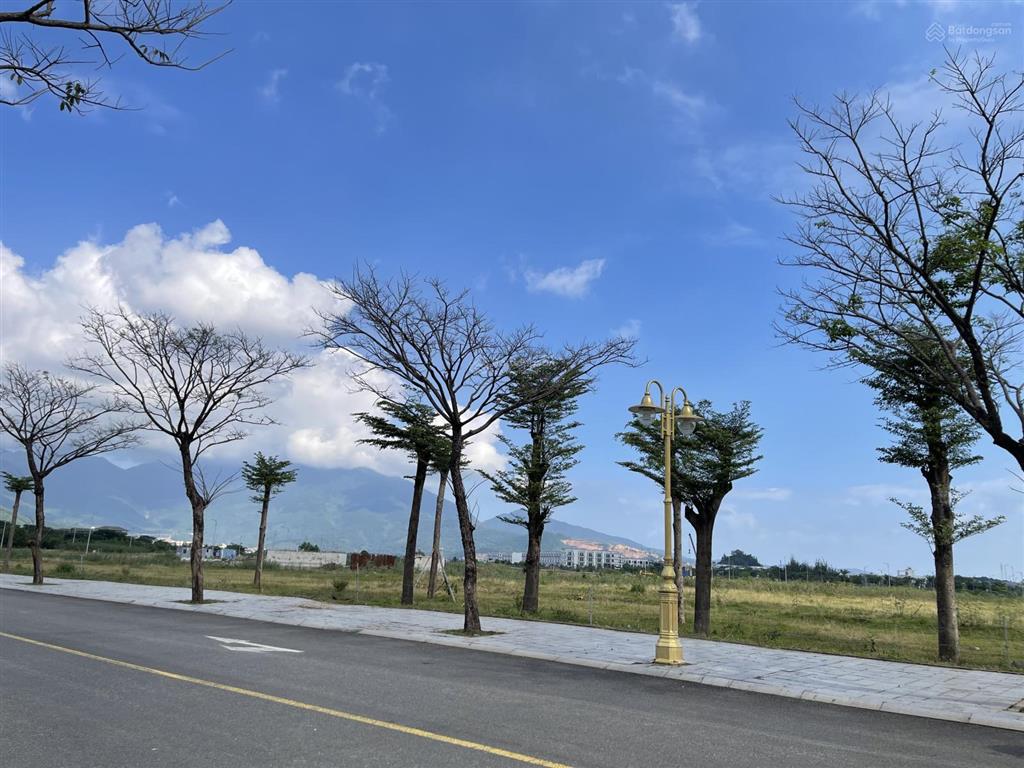 Golden hill đường 10m5 sỡ hữu view đẹp nhất dự án