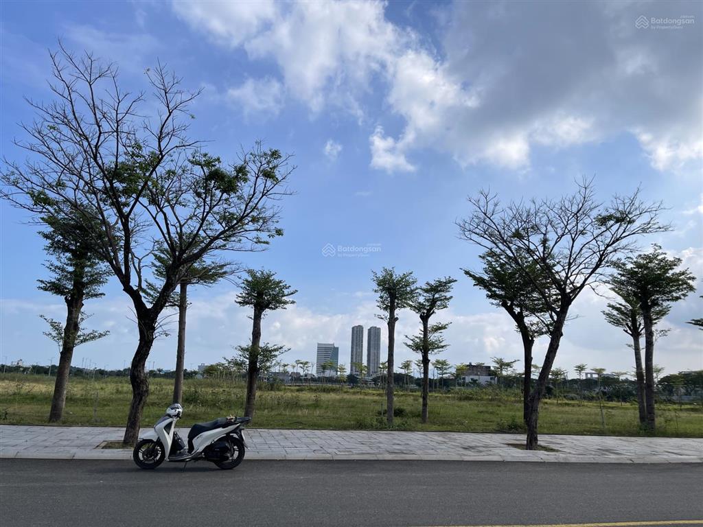 Golden hill đường 10m5 sỡ hữu view đẹp nhất dự án