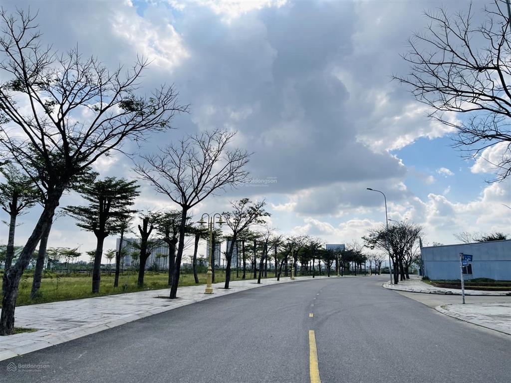 Golden hill đường 10m5 sỡ hữu view đẹp nhất dự án