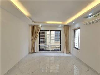 Bán nhà mới, lô góc, kd nhỏ được 33m2, 7,95 tỷ, 3pn, 4wc tại phố 8/3, q.hai bà trưng