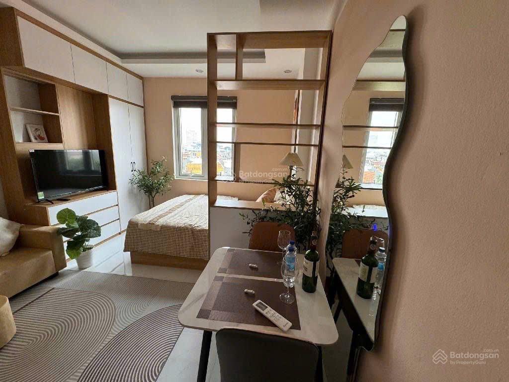 Bán khách sạn trung kính, 80m2, 8 tầng, 21 phòng,mt 7m, ô tô tránh, 38 tỷ