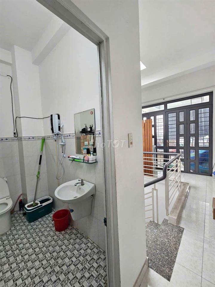 bán nhà mặt tiền đường Quốc lộ 50 