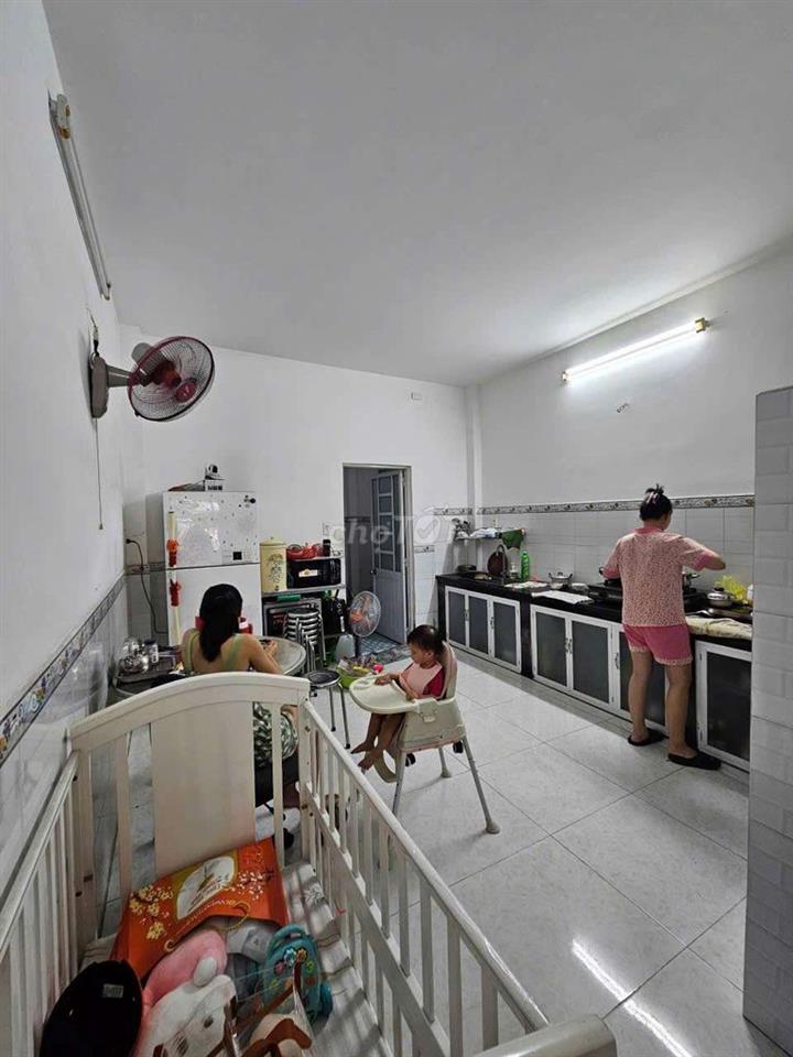 bán nhà mặt tiền đường Quốc lộ 50 