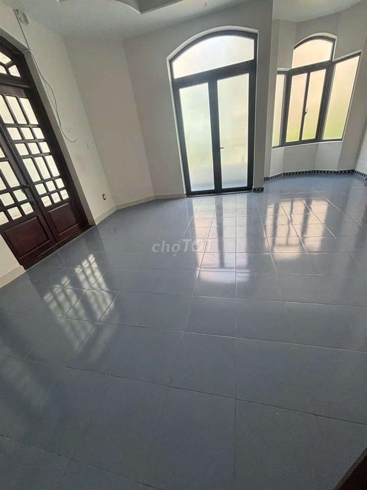 Cho Thuê Tòa Nhà Đường Nguyễn Oanh 
