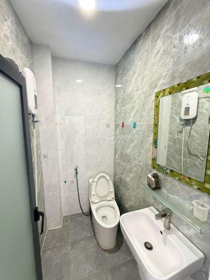 Cho Thuê Nhà Ngay Đường Quang Trung p10