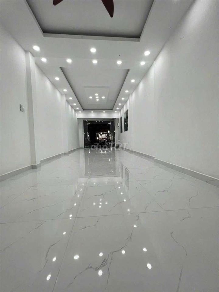 Cho Thuê Nhà Mặt Tiền Nguyễn Oanh 