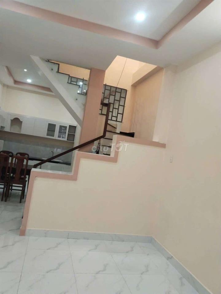 Cho Thuê Nhà mới sơn đep 