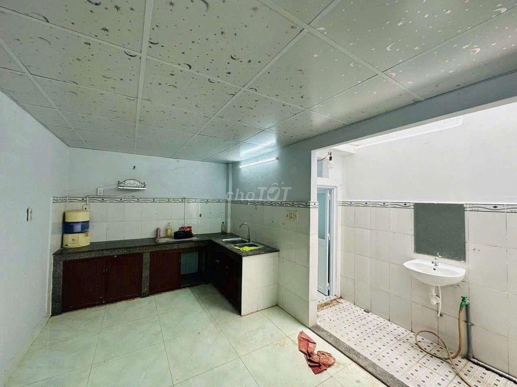 Cho Thuê Nhà Nguyên Căn Hẻm oto Tới Cửa 