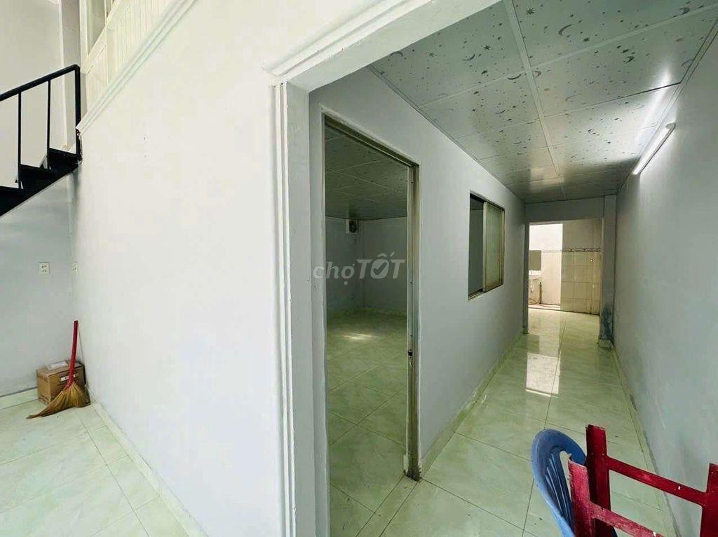 Cho Thuê Nhà Nguyên Căn Hẻm oto Tới Cửa 