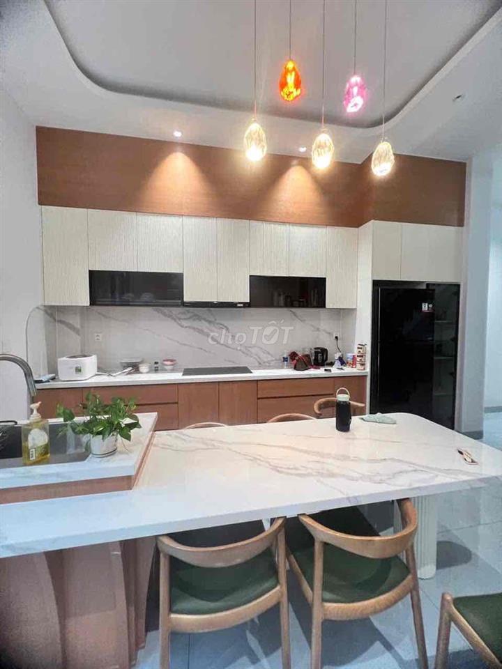 cho Thuê nhà full nội thất khu đồng bộ đường 8m